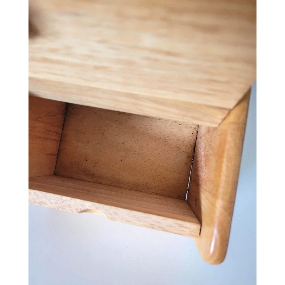 Unbranded recipe box